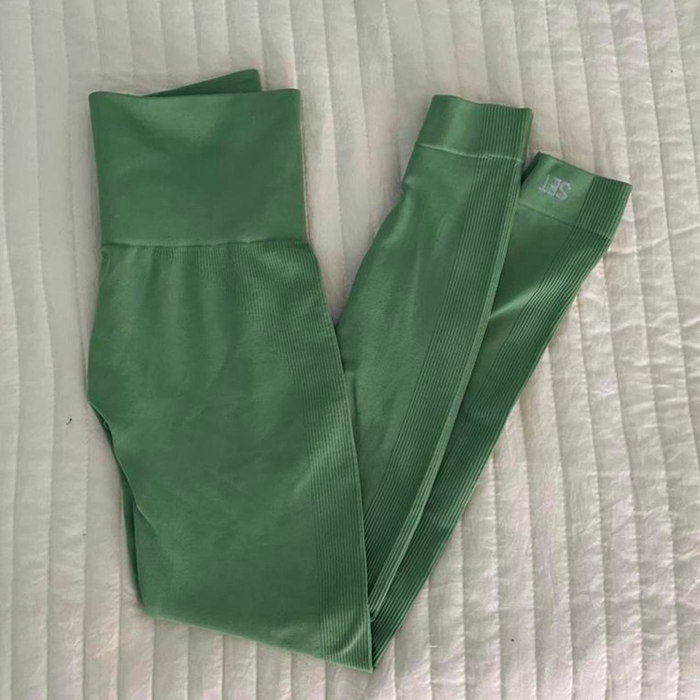 SET Active Leggings